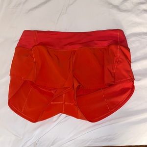 Lululemon Speed up low rise lined short 4 reg